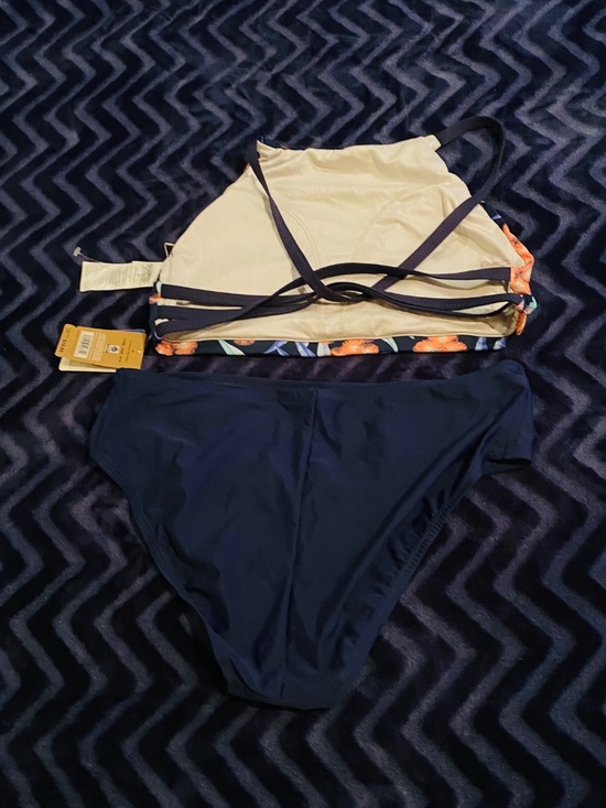Floral Navy Two-Piece Swim Set - Floral Top patagonia & Navy Bottom generic bran - Picture 2 of 3